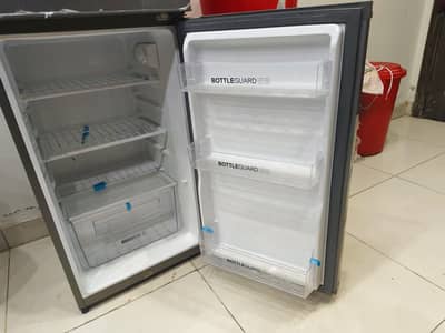 Haier ki frig ha 2  frig sell krni