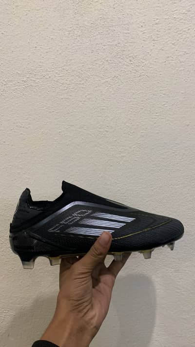 vietname orignal football shoes