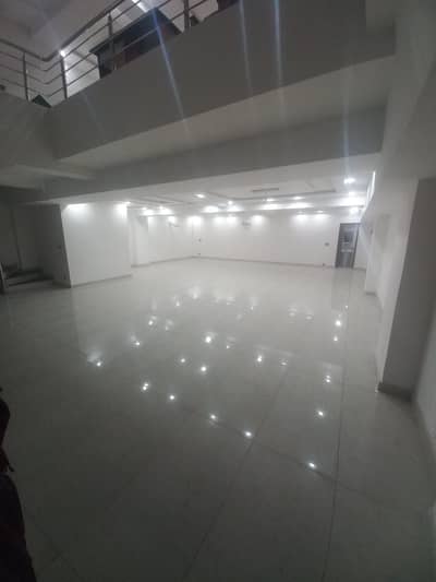 6 Marla basement Hall Available For Rent