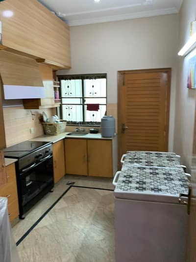 5 Marla beautiful portions available for rent