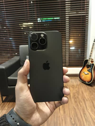 iphone 15 pro max | 256GB | FU | Physical E Sim