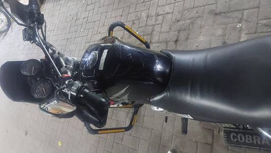 YAMAHA YBR125G BLACK 2016