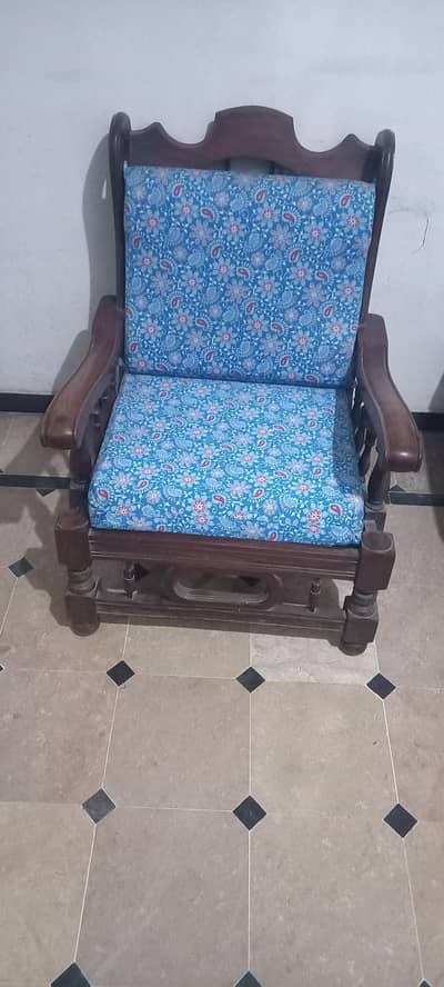 Pure Wooden 5 Seater Sofa Set With Large Table.