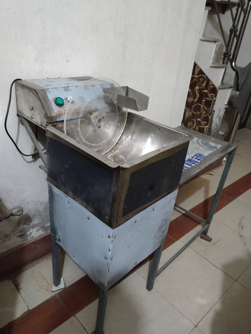 Chocolate making machine 0