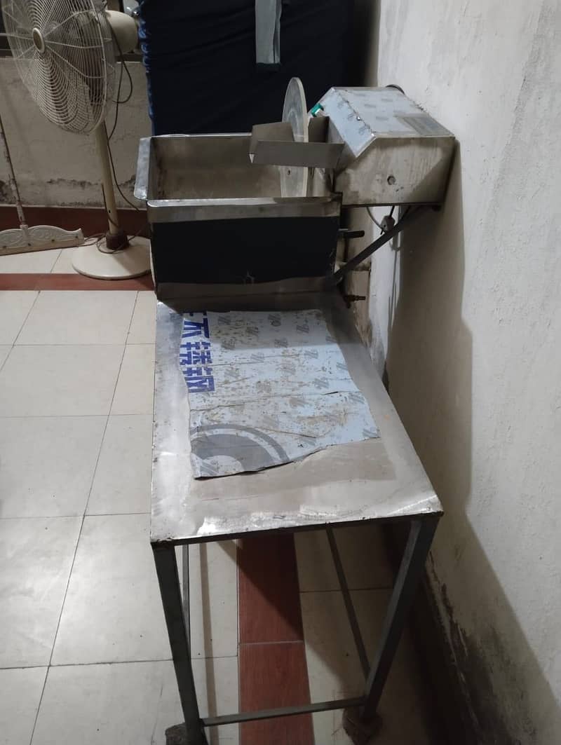 Chocolate making machine 1