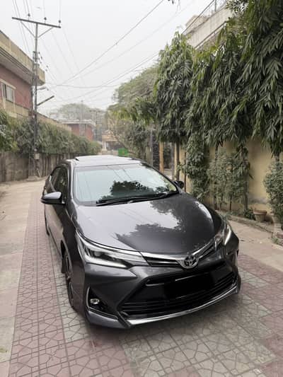 Toyota Corolla Altis Grande 1.8