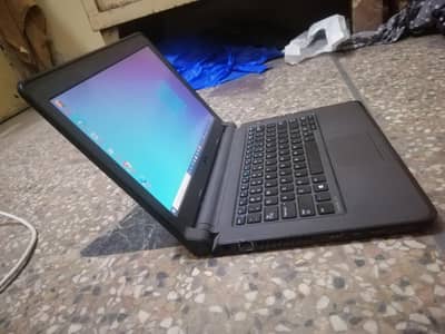 Laptop core i3 5th Generation