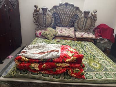 Bed With Side Tables & Dressing Table