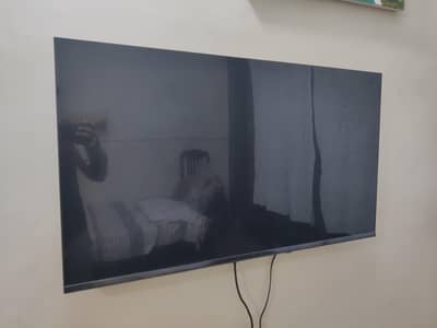 Samsung Smart Tv (Almost New) 42" Best for PS4, YouTube, Netflix