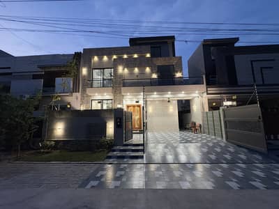 10 MARLA HOUSE FOR SALE