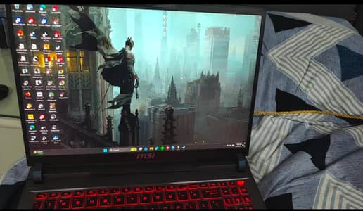 Msi Vector 16hxai Rtx 5070ti 2k 240hz screen
