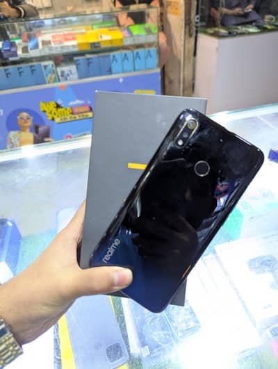 REALME C3
