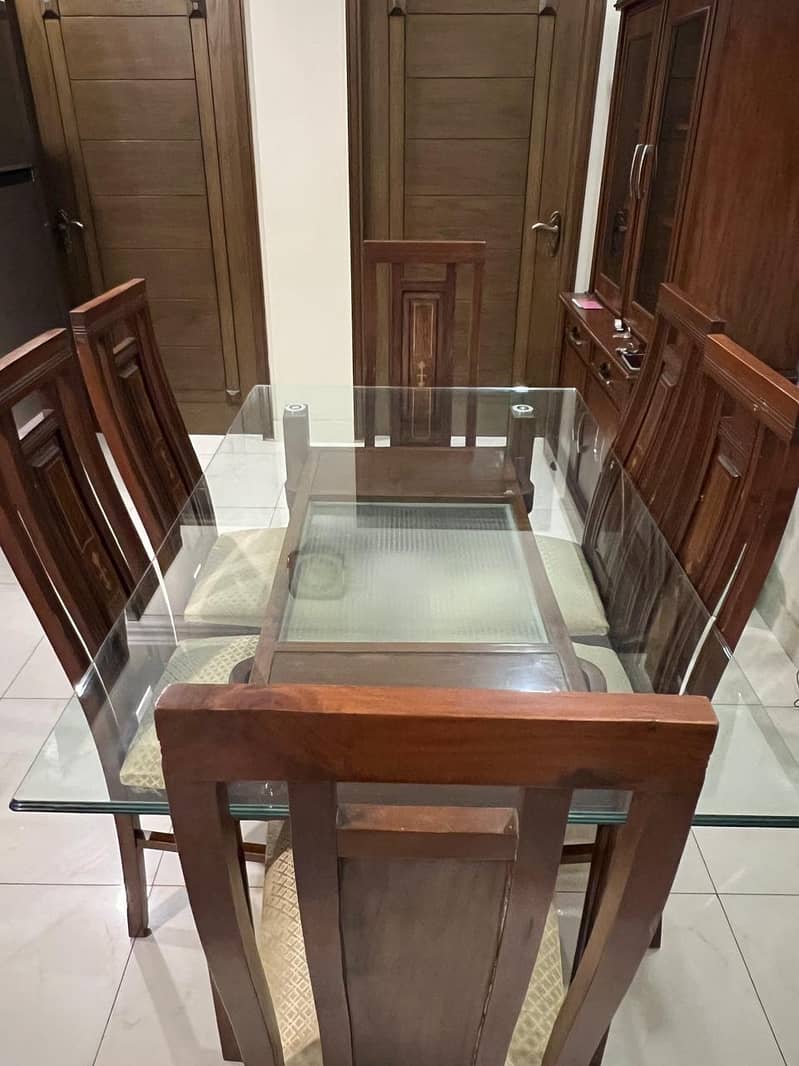 Dining table for 6 1