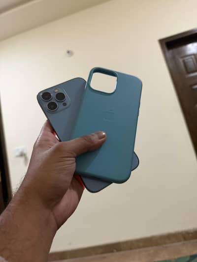 iPhone 13 pro max Factory Unlocked