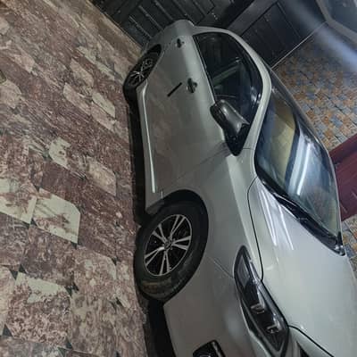 corolla gli 2011 model 03164569479 number watsapp pe rabta karein