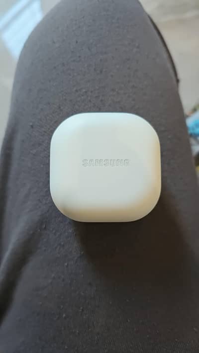 Samsung Galaxy Buds 2 Pro