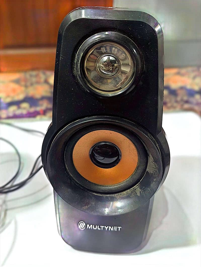 بیلو ٹوتھ سپیکر   لاجواب ساؤنڈ  بہترین آواز  2