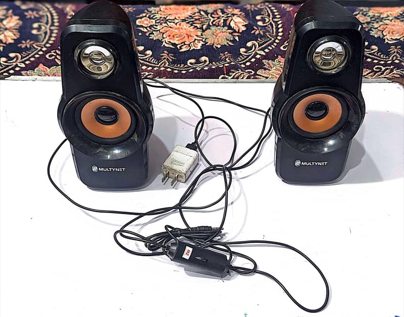 بیلو ٹوتھ سپیکر   لاجواب ساؤنڈ  بہترین آواز  3