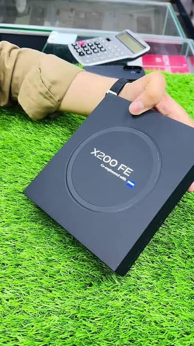 x200fee brand new
