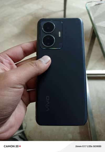 Vivo y55 with original charge no box 03213638576