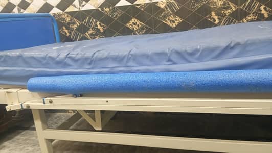 surgical patient bed/icu bed/ two crank manual bed