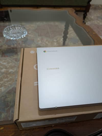 Samsung Galaxy Chromebook Go New Box Open 4/64GB