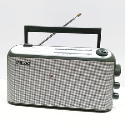 Vintage Sony ICF-703 FM/AM 2-Band Radio with EXC Recp | made in Japan