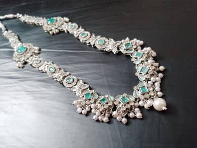 Mala zircon (long necklace)