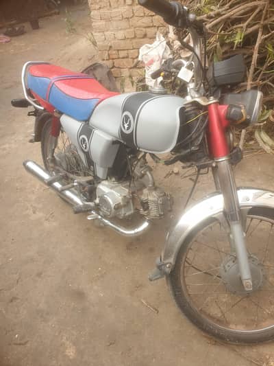 honda cd 70 sukaur number  location larkana