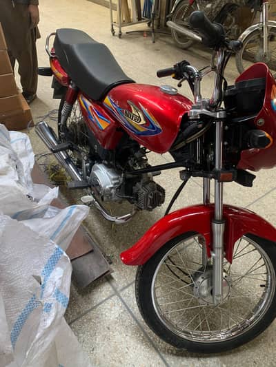 united 100 good conditions