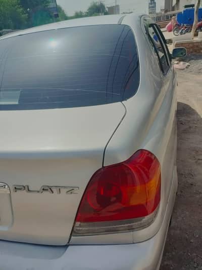 Toyota platz urgent sale 16lakh