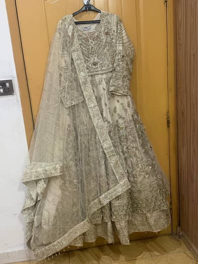 live dekhnay mein ziada pyari hai maxii