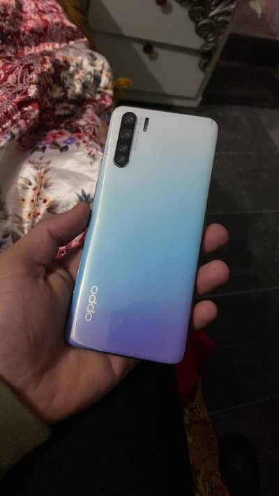 oppo f15 memory 8 /256 only mobile glass brake patch udh gya hy