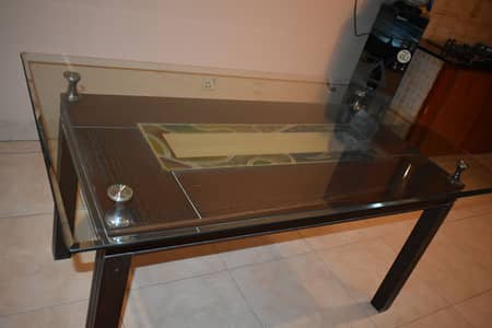 Dining table with chairs