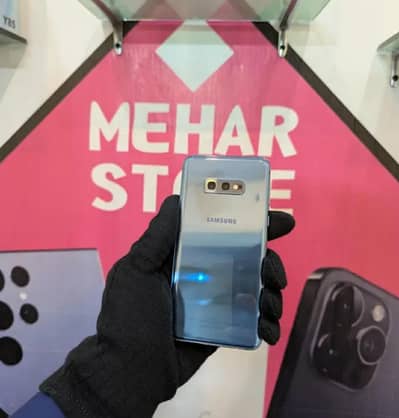 Samsung Galaxy s10e brand new phone CP I'd approved life time