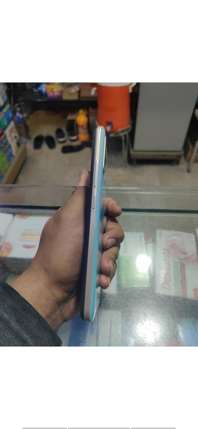 vivo y19