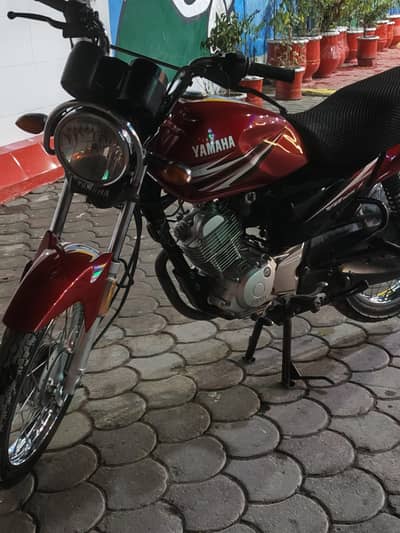 Such a Beautiful bike 1st hand used with extreme care