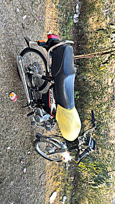 Honda CD 70 2025