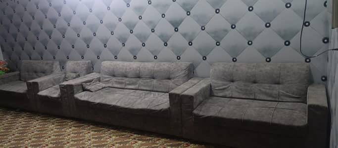 used Sofa 2 single seats 2 Double seats 1 triple seats