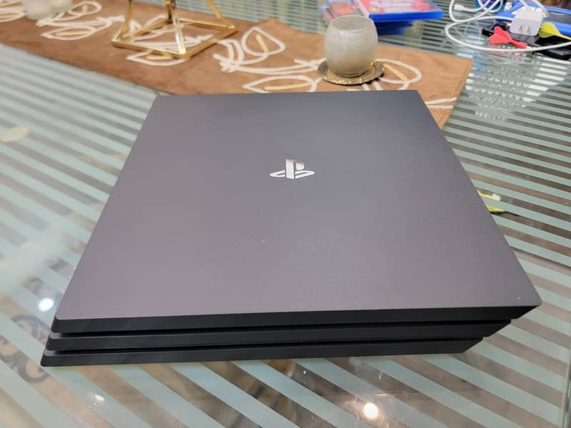 PS4 PRO 7