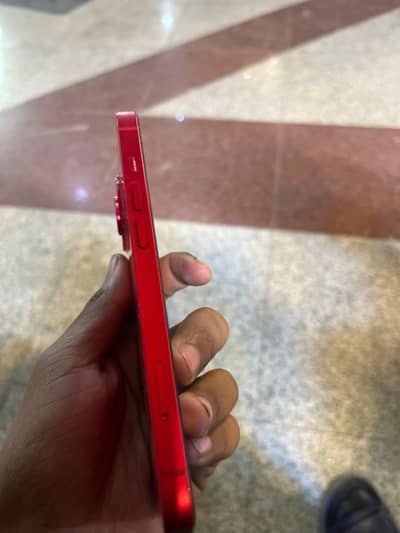 iphone 14 red colour