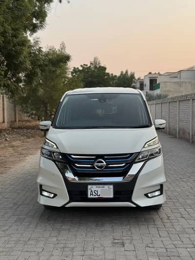 NISSAN SERENA E-POWER HIGHWAY STAR