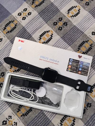 HK 11 mini plus Smartwatch 1.75"AMOLED 41mm Bluetooth Calls AI Feature