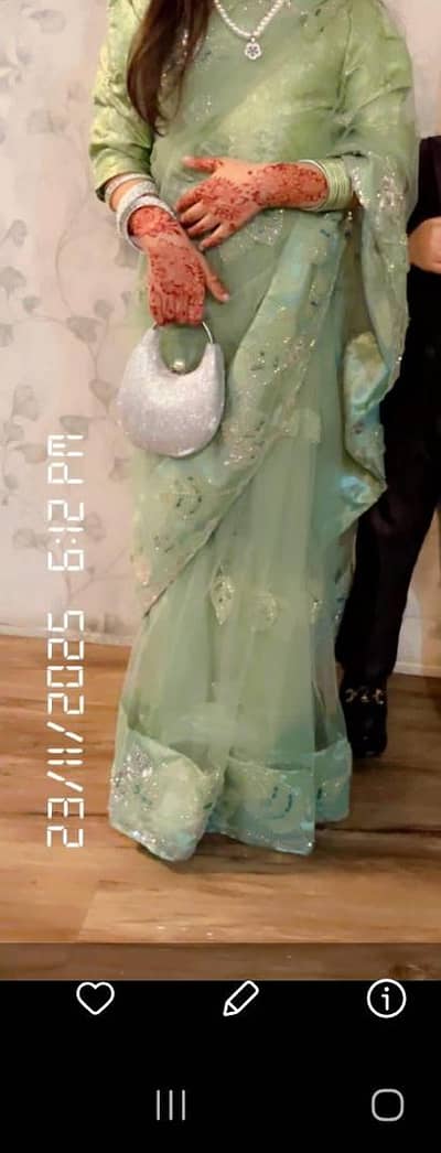 Almost new 6_7 years old girl saree