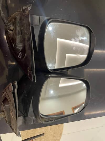 Toyota Vigo 2006 side mirrors for sale.