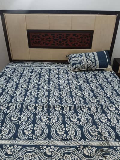 Full size queen bed for sale