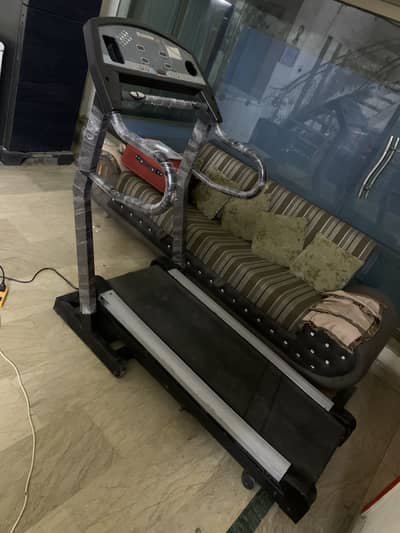 Treadmill /Electronical treadmill/ Running machine