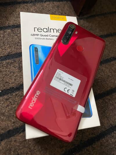 realme 5s with box