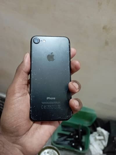 Apple iPhone 7