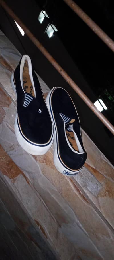shoes hy